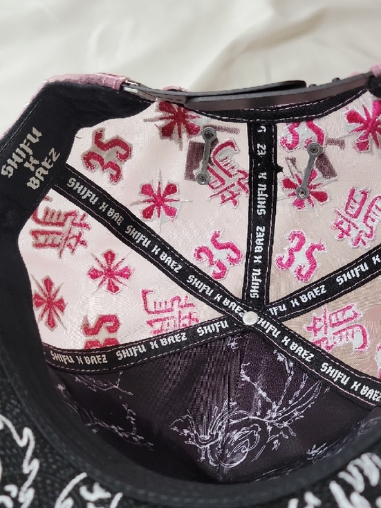 Black and Pink Baez x Maestro Shifuu Snapback Cap main image 4